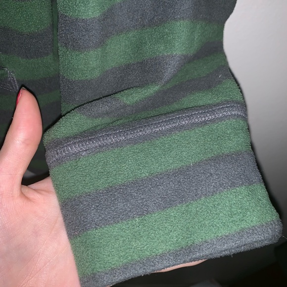 North face green and gray zip up sweater - Picture 5 of 6